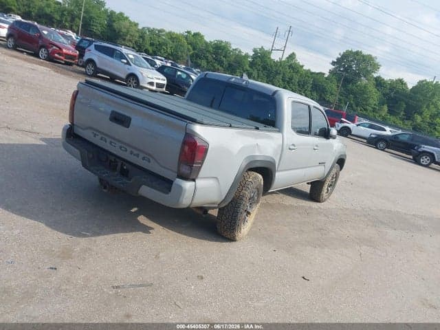 2021 TOYOTA TACOMA SR5 V6 4