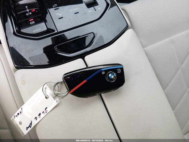 2024 BMW I5 M60 11