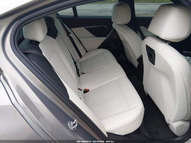 2024 BMW I5 M60 8