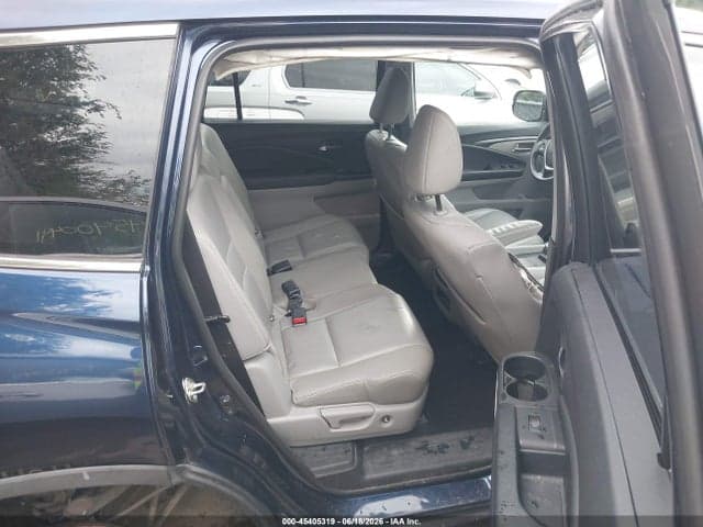 2017 HONDA PILOT EX-L 8