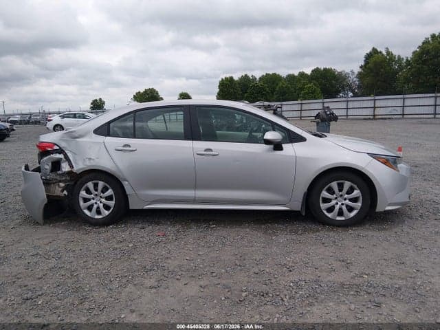 2025 TOYOTA COROLLA LE 13