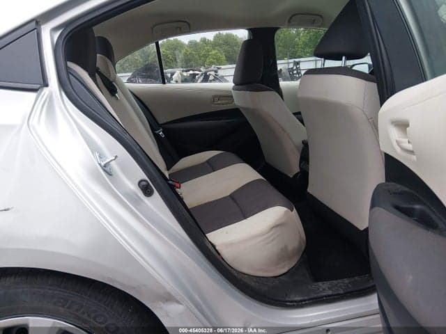 2025 TOYOTA COROLLA LE 8
