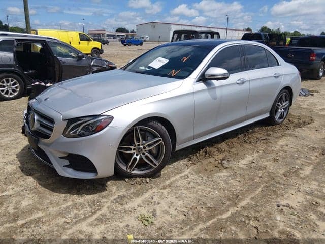 2019 MERCEDES-BENZ E 300 2
