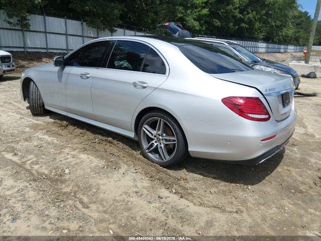 2019 MERCEDES-BENZ E 300 3