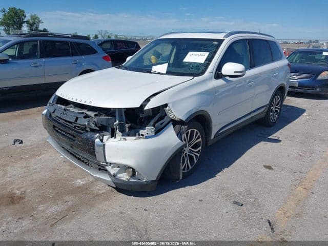 2017 MITSUBISHI OUTLANDER SE/SEL 2