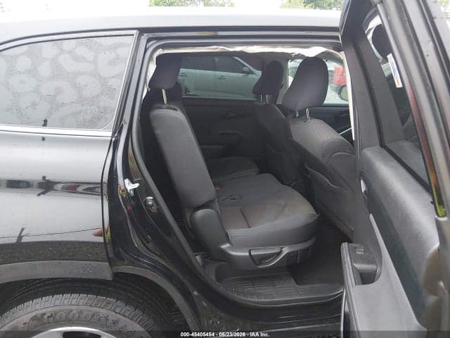 2023 TOYOTA HIGHLANDER LE 8