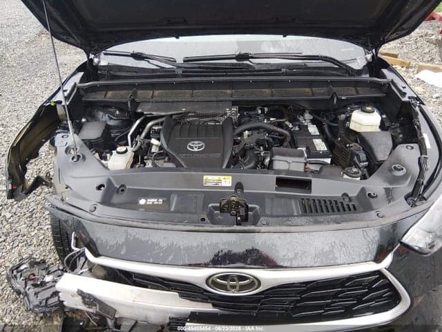 2023 TOYOTA HIGHLANDER LE 10
