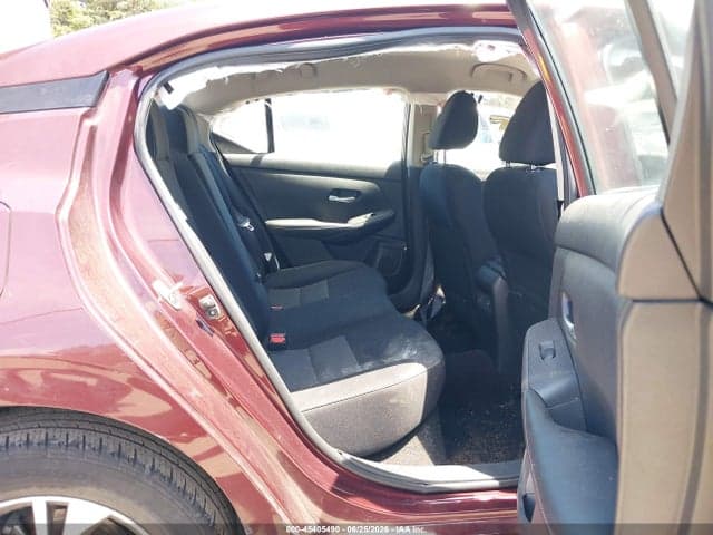 2022 NISSAN SENTRA SV XTRONIC CVT 8