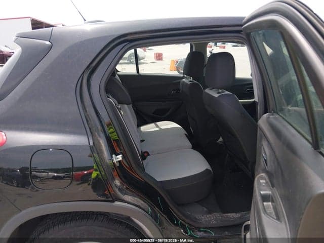2019 CHEVROLET TRAX LS 8