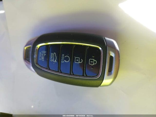 2022 HYUNDAI ELANTRA LIMITED 11