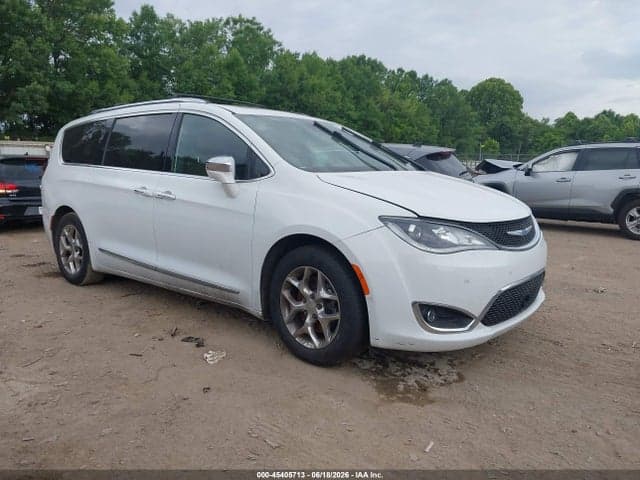 2018 CHRYSLER PACIFICA LIMITED 1