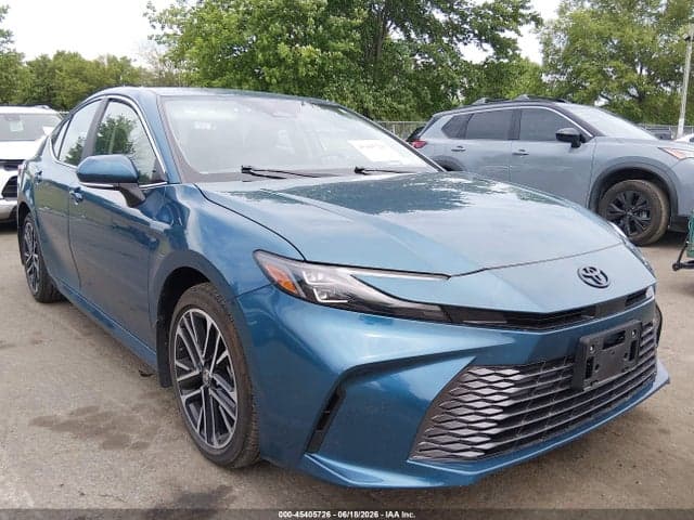 2025 TOYOTA CAMRY XLE - 1