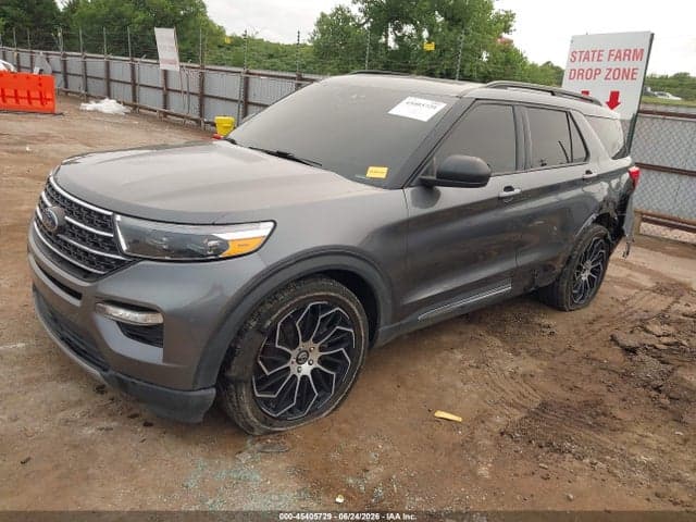 2022 FORD EXPLORER XLT 2