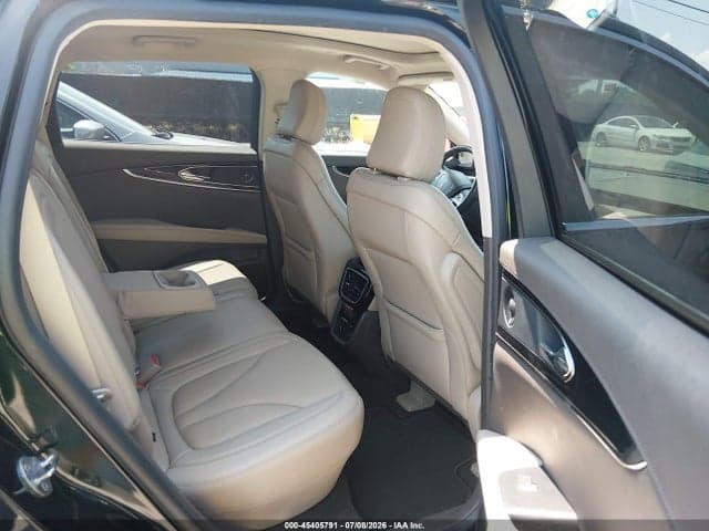 2021 LINCOLN NAUTILUS RESERVE 8