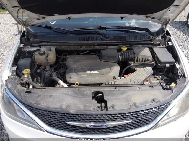 2017 CHRYSLER PACIFICA TOURING-L 10