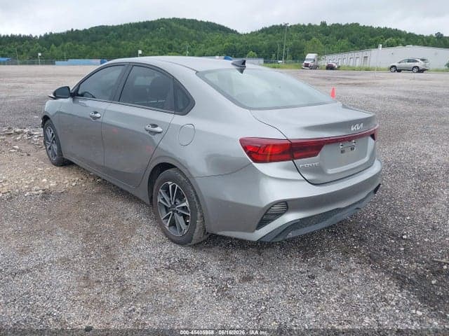 2022 KIA FORTE LXS 3