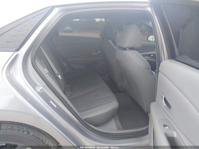 2025 HYUNDAI ELANTRA SEL SPORT 8