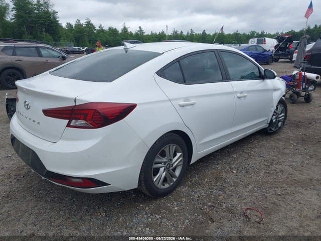 2020 HYUNDAI ELANTRA SEL 4