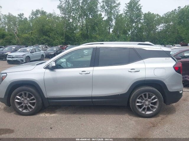 2022 GMC TERRAIN AWD SLT 14