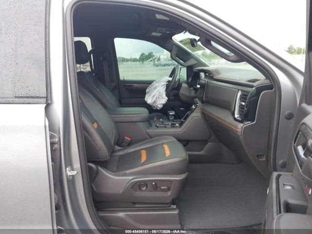 2023 GMC SIERRA 1500 4WD SHORT BOX AT4 5