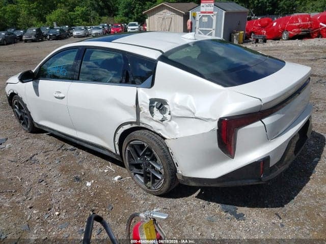 2025 KIA K4 GT LINE 3