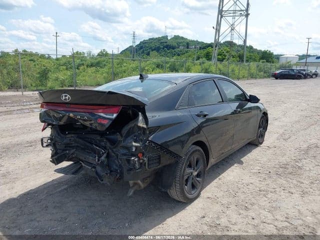 2021 HYUNDAI ELANTRA SEL 4