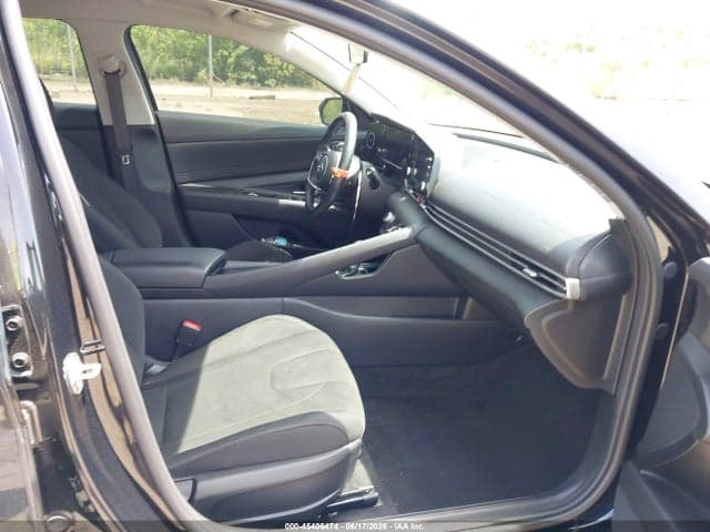 2021 HYUNDAI ELANTRA SEL 5