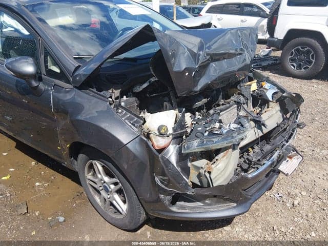 2018 FORD FIESTA SE 18