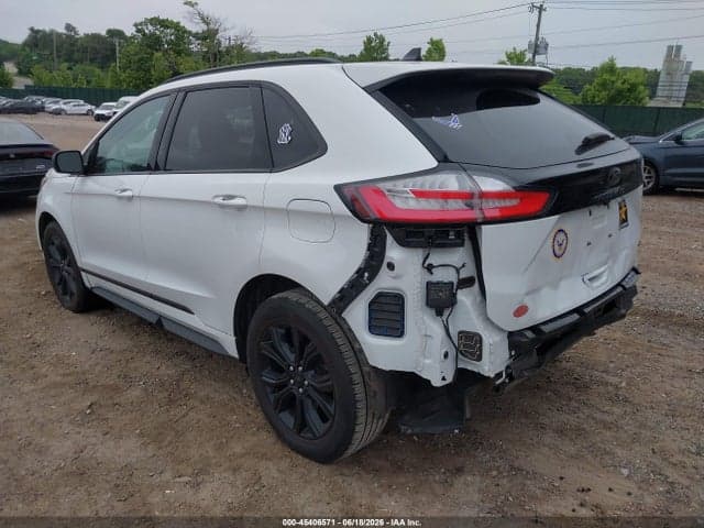 2024 FORD EDGE SE 3
