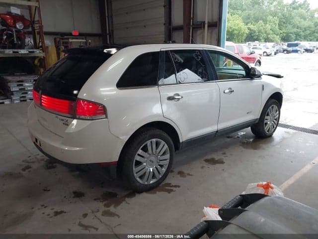2010 LINCOLN MKX 4