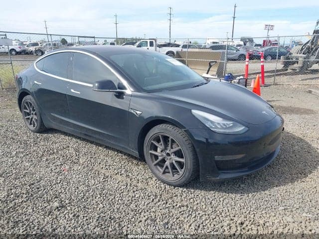 2018 TESLA MODEL 3 1