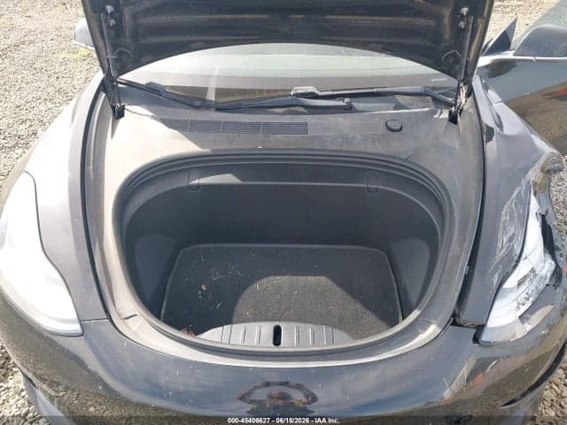 2018 TESLA MODEL 3 10