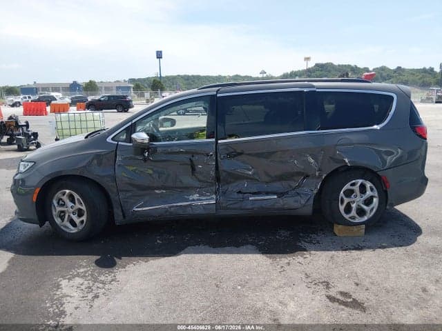2022 CHRYSLER PACIFICA LIMITED 13