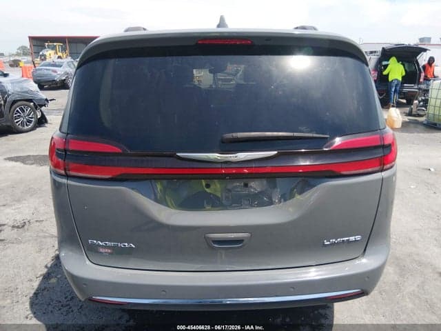 2022 CHRYSLER PACIFICA LIMITED 15