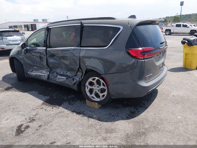 2022 CHRYSLER PACIFICA LIMITED 3