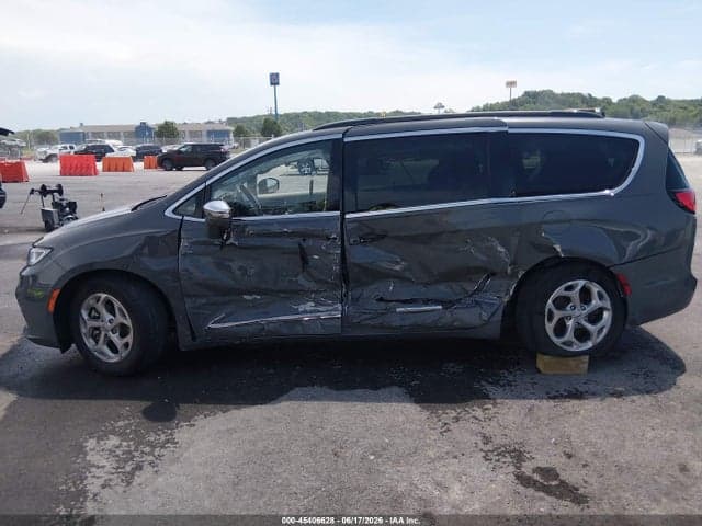 2022 CHRYSLER PACIFICA LIMITED 6