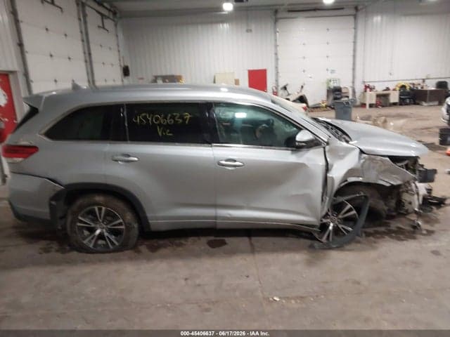 2018 TOYOTA HIGHLANDER LE PLUS 13