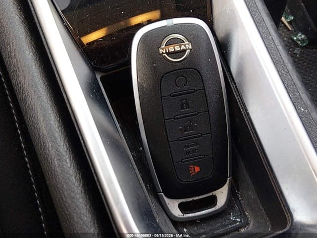 2024 NISSAN SENTRA SV XTRONIC CVT 11