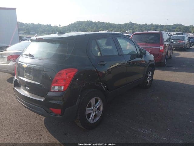 2017 CHEVROLET TRAX LS 4