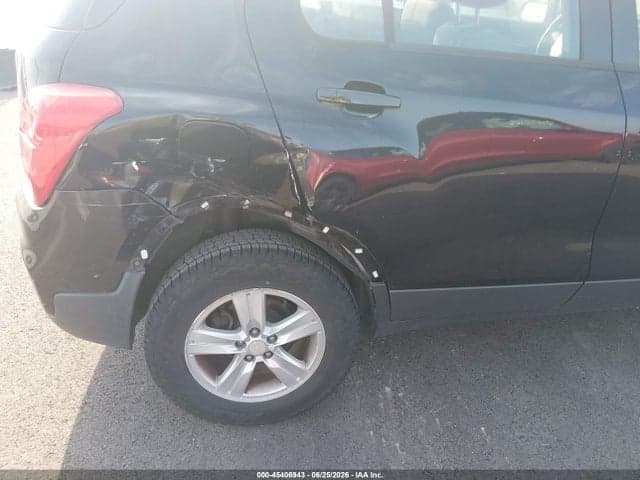 2017 CHEVROLET TRAX LS 6