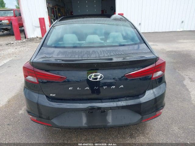 2020 HYUNDAI ELANTRA SE 15