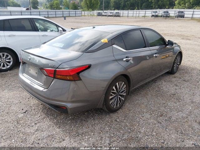 2023 NISSAN ALTIMA SV FWD 4