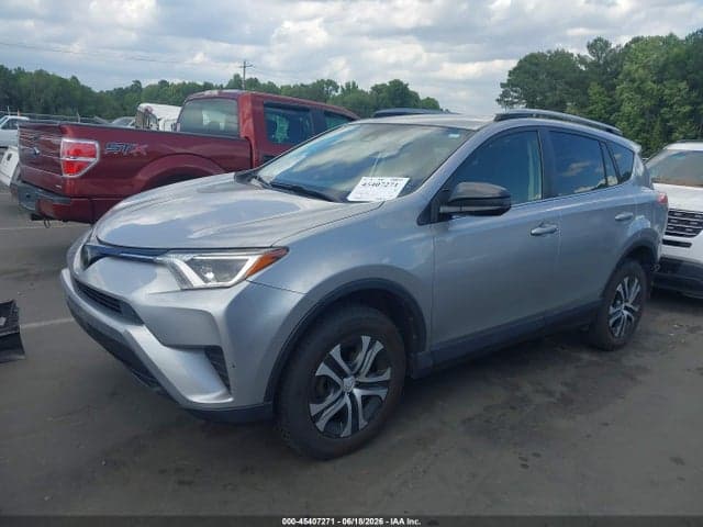 2018 TOYOTA RAV4 LE 2