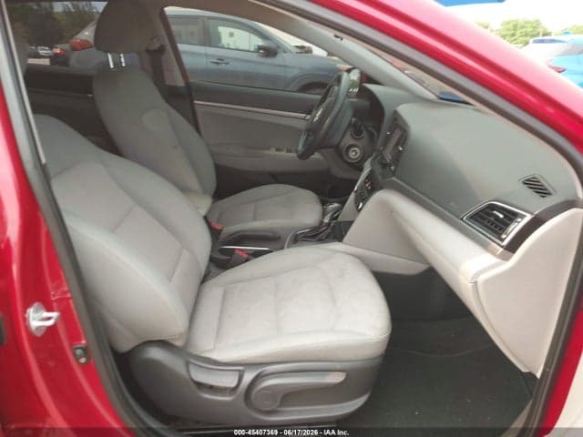 2017 HYUNDAI ELANTRA SE 5