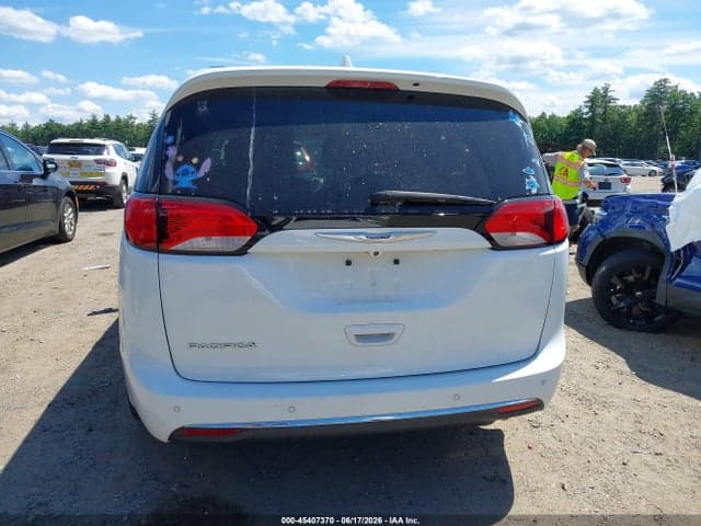 2018 CHRYSLER PACIFICA TOURING L PLUS 16