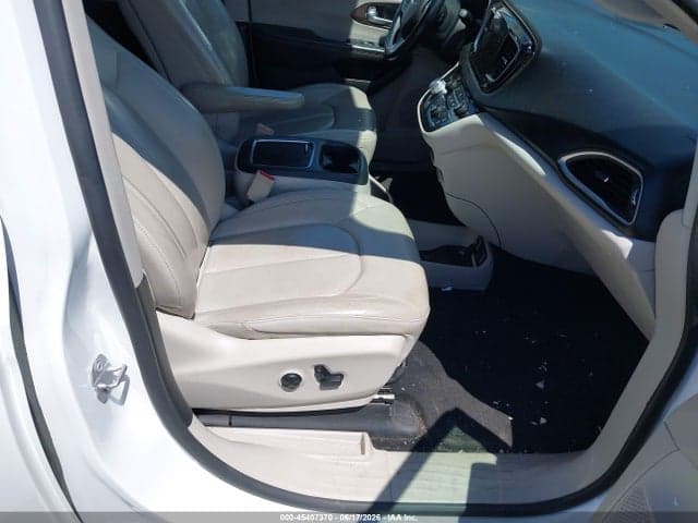 2018 CHRYSLER PACIFICA TOURING L PLUS 5