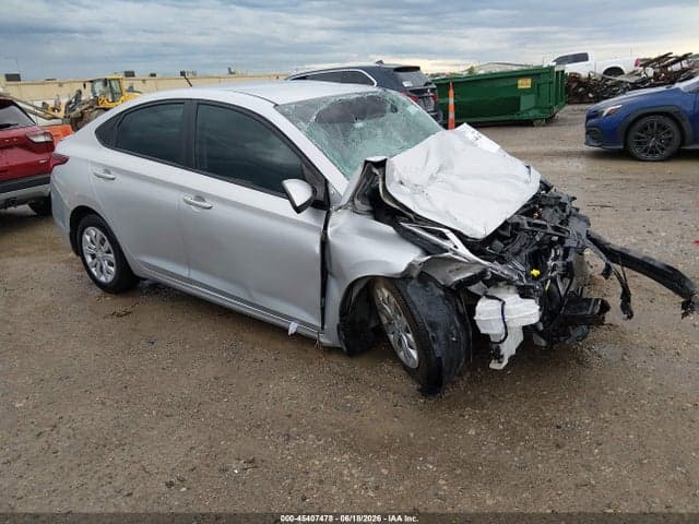 2020 HYUNDAI ACCENT SE 1