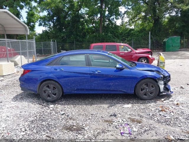 2022 HYUNDAI ELANTRA SEL 13