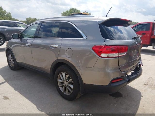 2017 KIA SORENTO 2.4L LX 3