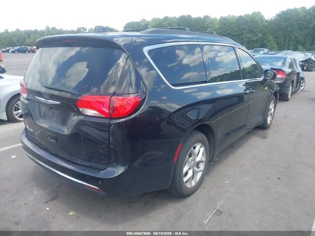 2020 CHRYSLER PACIFICA TOURING 4